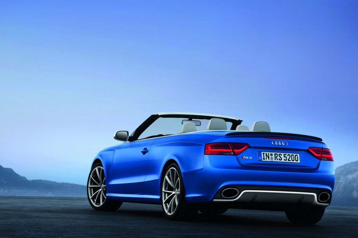 AUDI