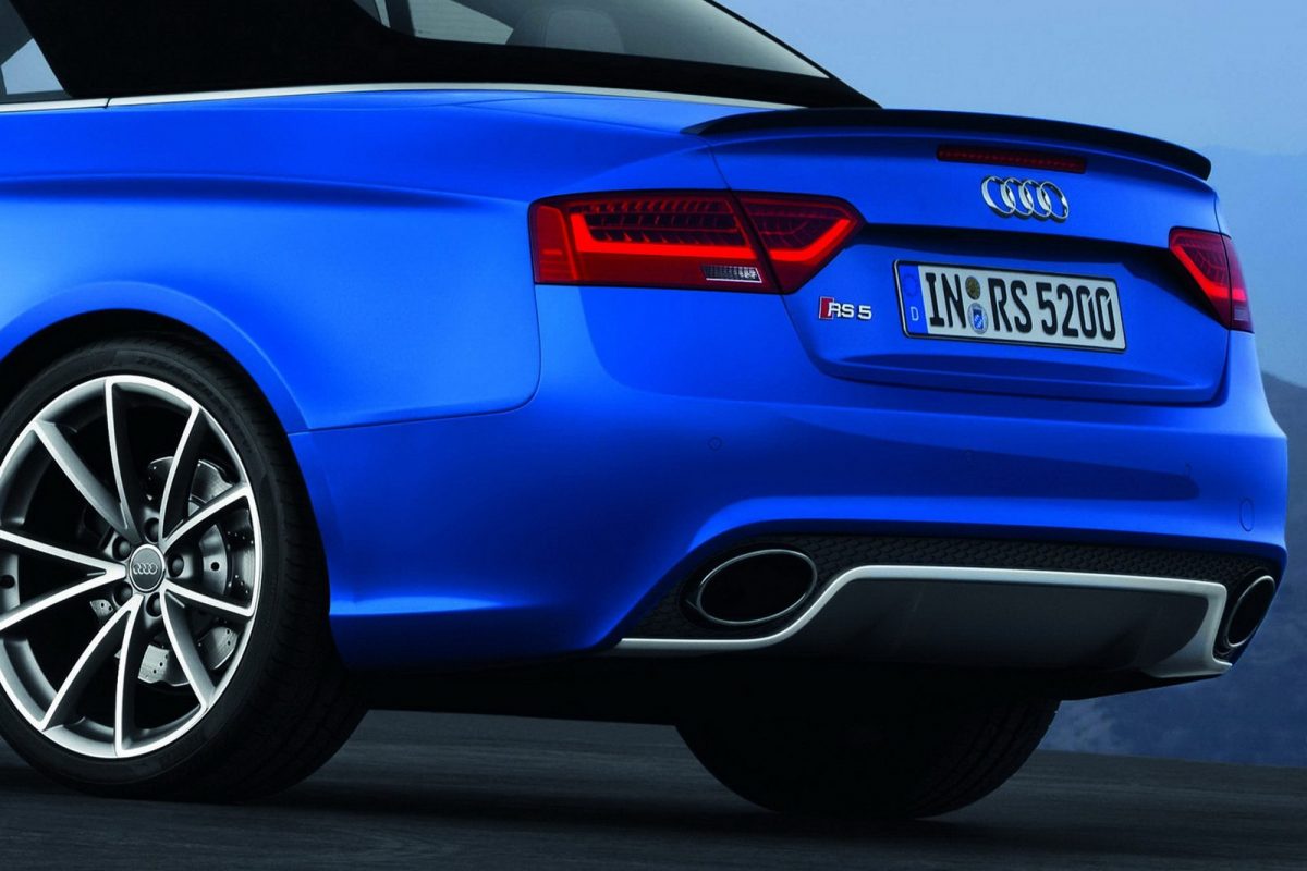 AUDI