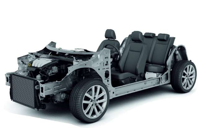 Kompakt kupé négy ajtóval - a Volkswagen következő dobása