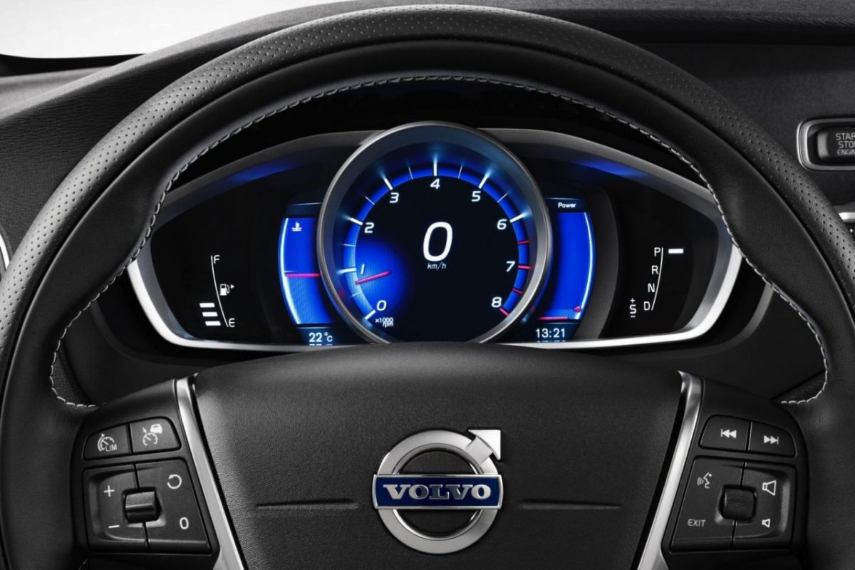 VOLVO V40
