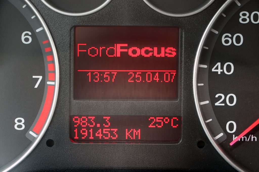 FORD FOCUS