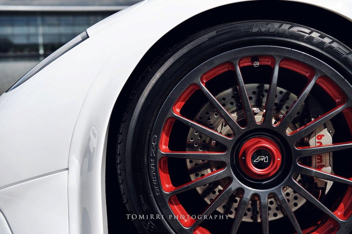 MCLAREN MP4-12C GT3