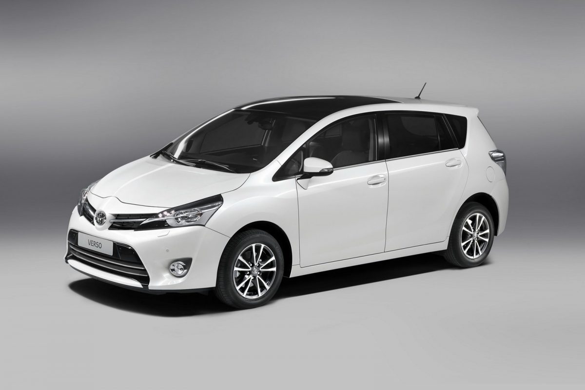 TOYOTA VERSO