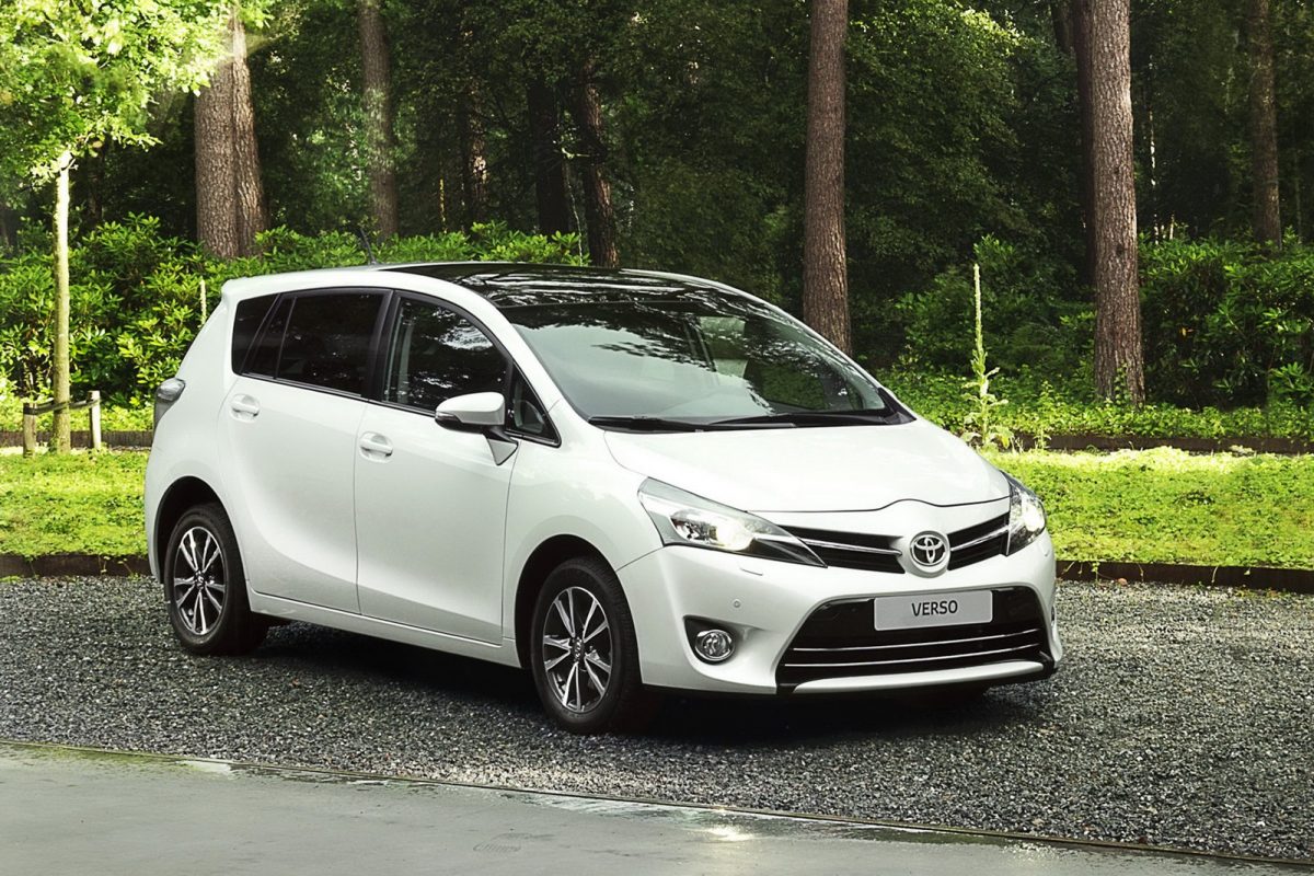 TOYOTA VERSO