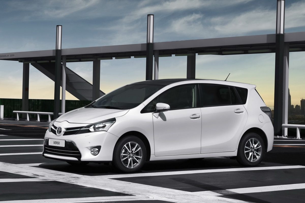 TOYOTA VERSO