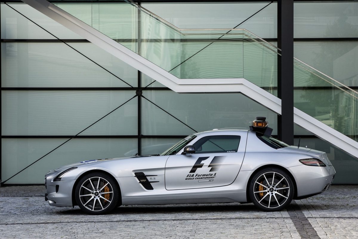 MERCEDES-BENZ SLS-OSZTÁLY