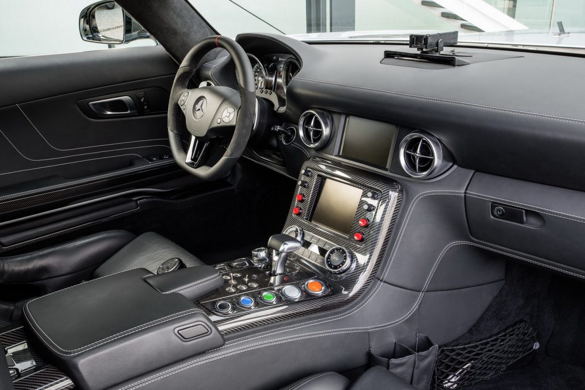 MERCEDES-BENZ SLS-OSZTÁLY