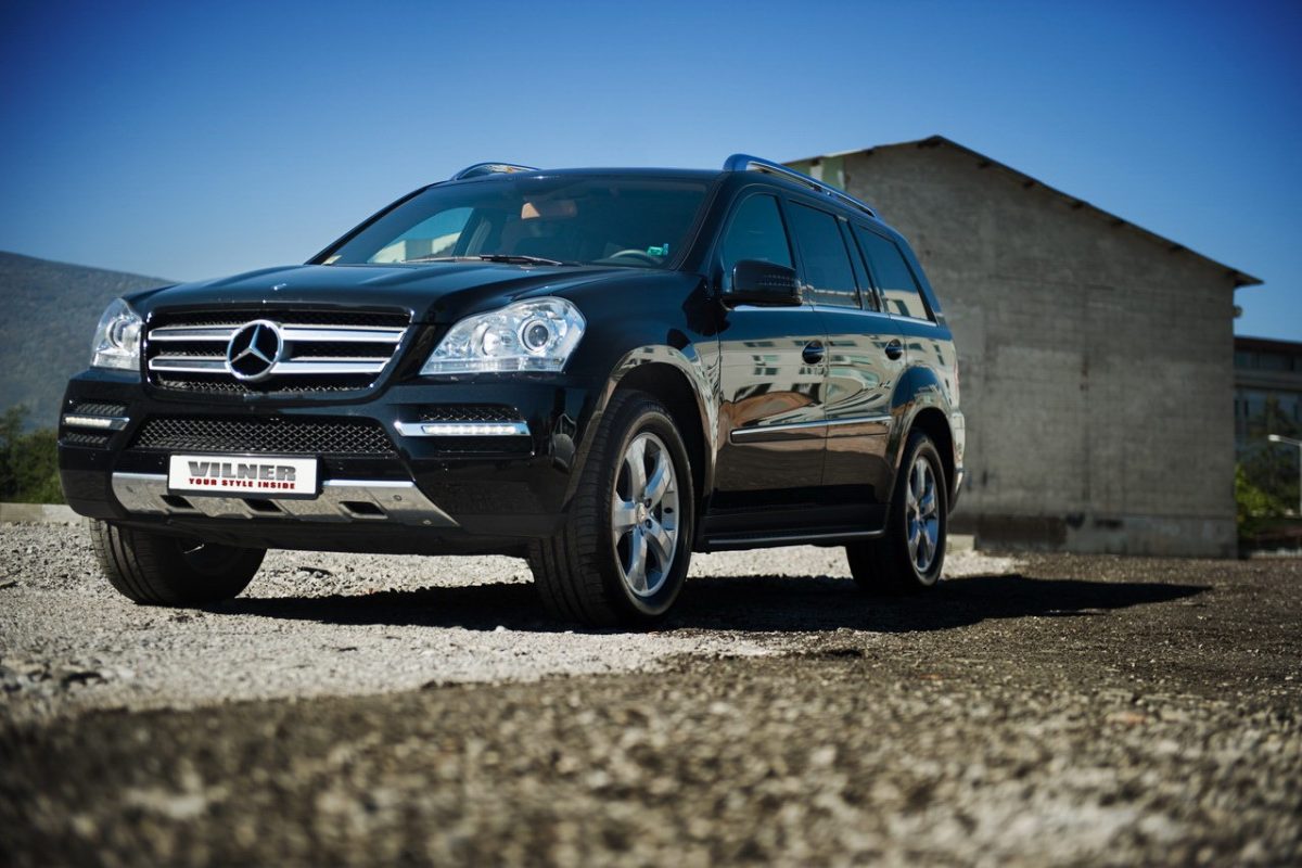 MERCEDES-BENZ GL-OSZTÁLY
