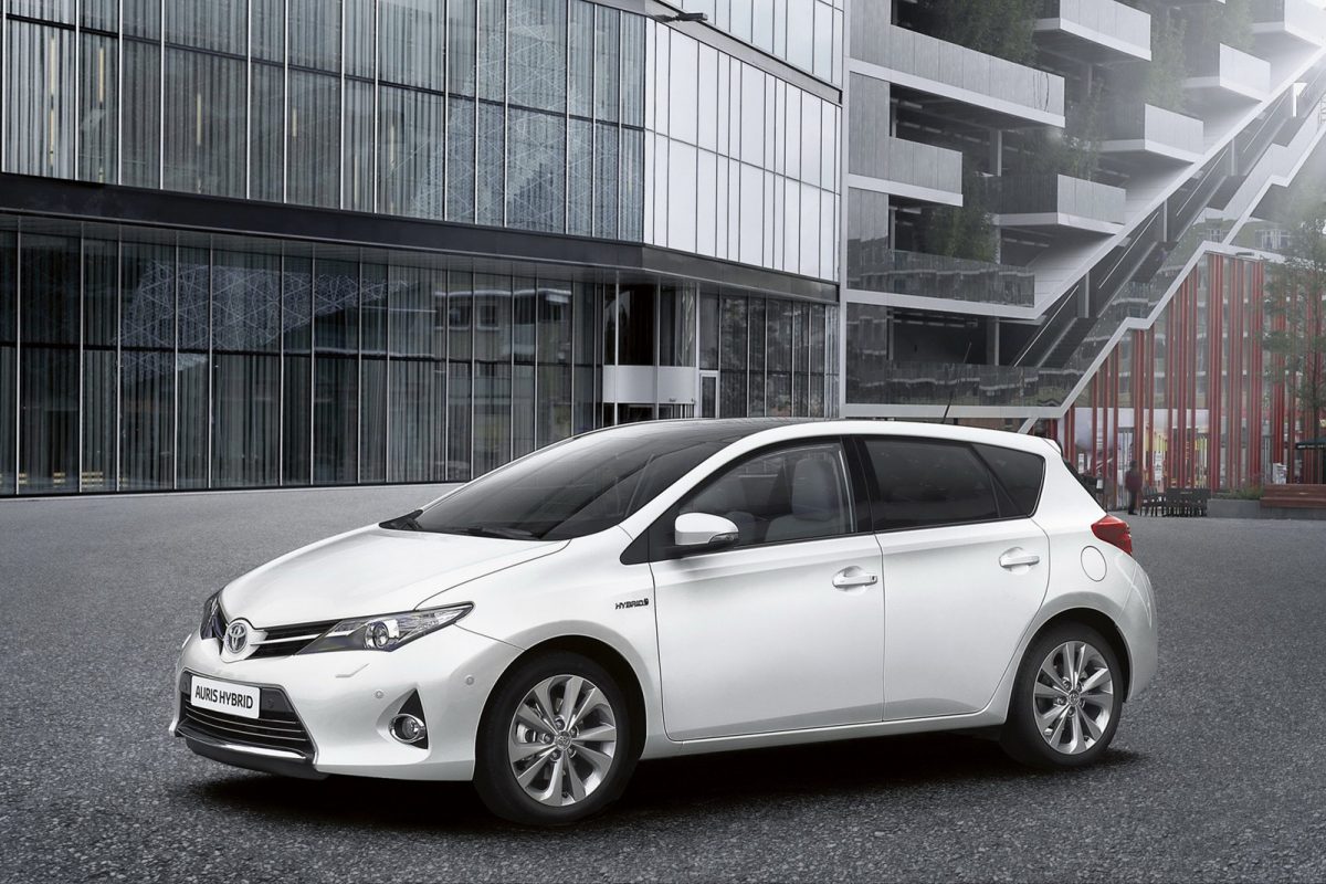 TOYOTA AURIS
