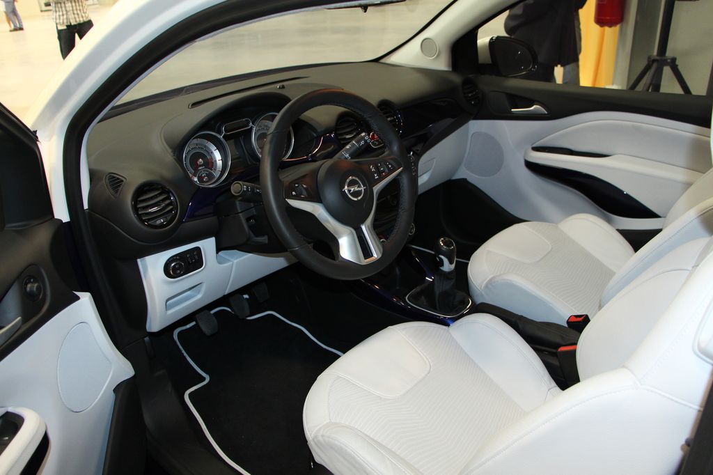 OPEL