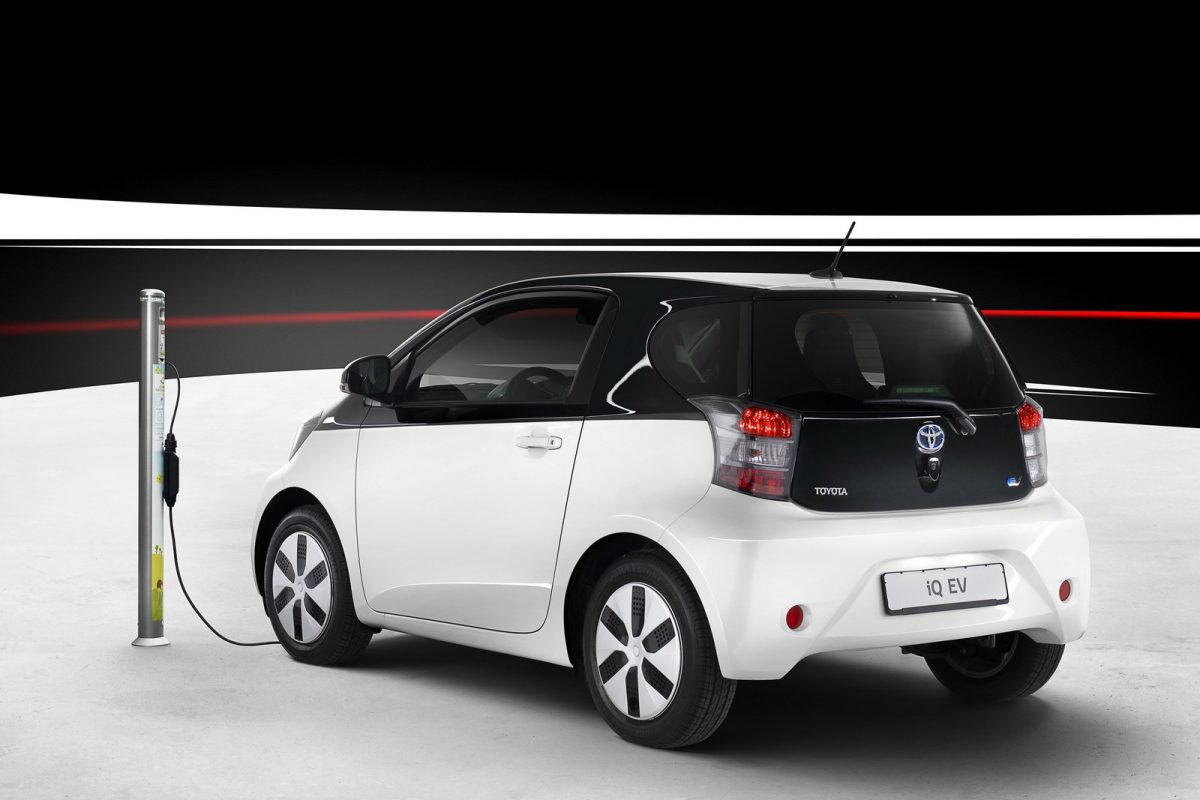 TOYOTA IQ