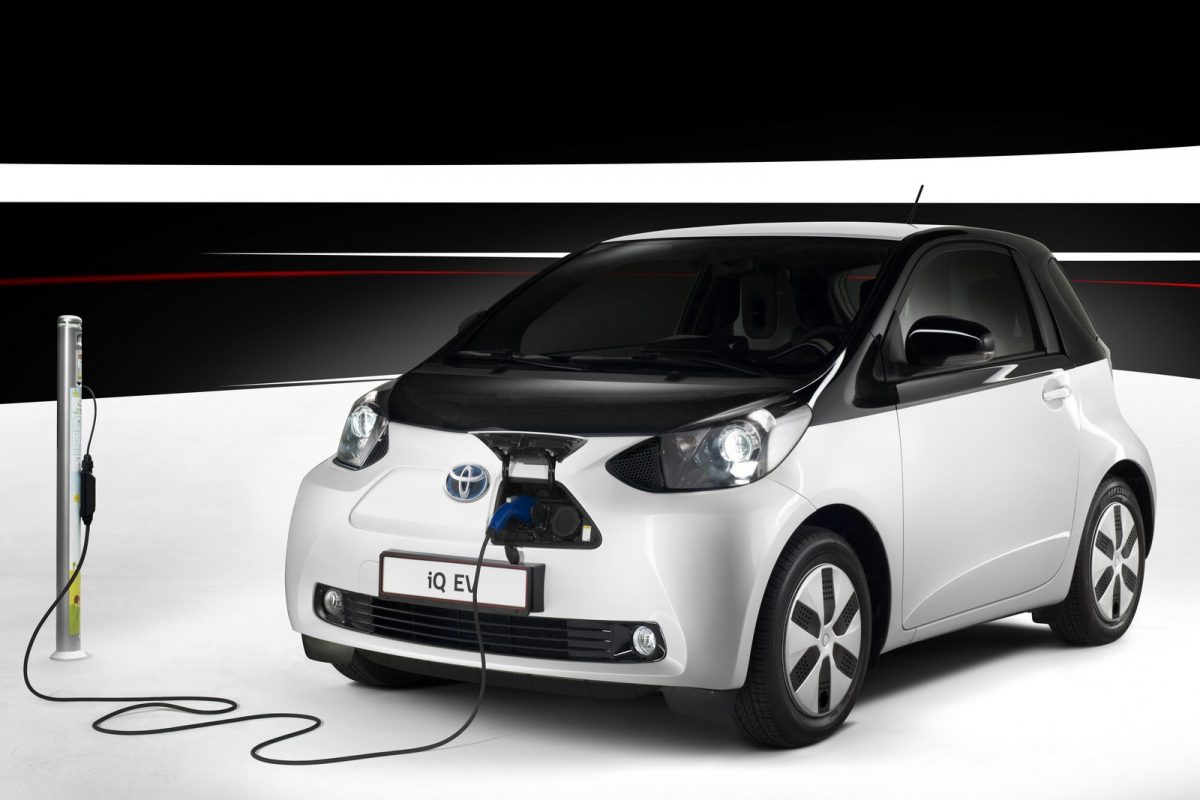 TOYOTA IQ
