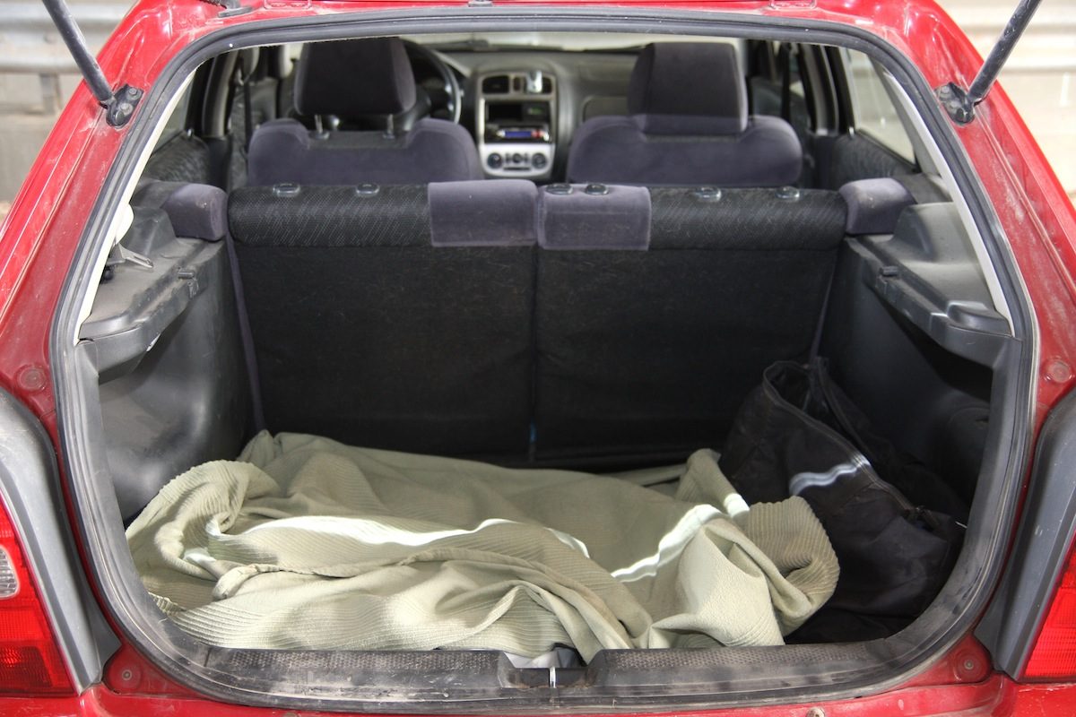 MAZDA 323