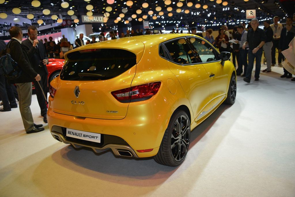 RENAULT