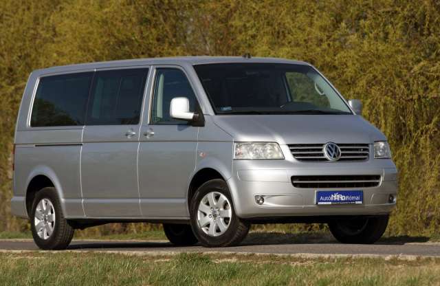 Luxus a családnak? Volkswagen Caravelle használtteszt