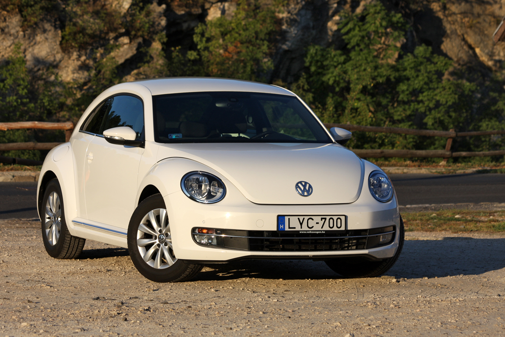 VOLKSWAGEN NEW BEETLE