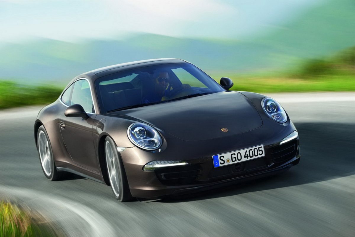 PORSCHE 911