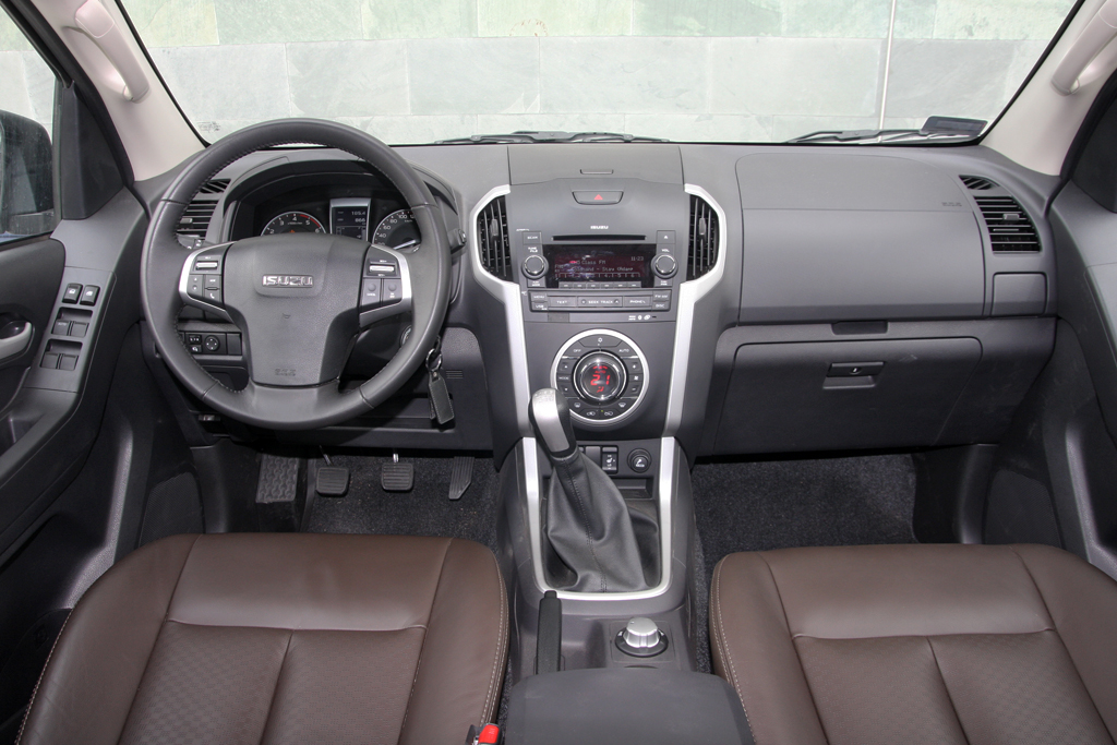 ISUZU D-MAX