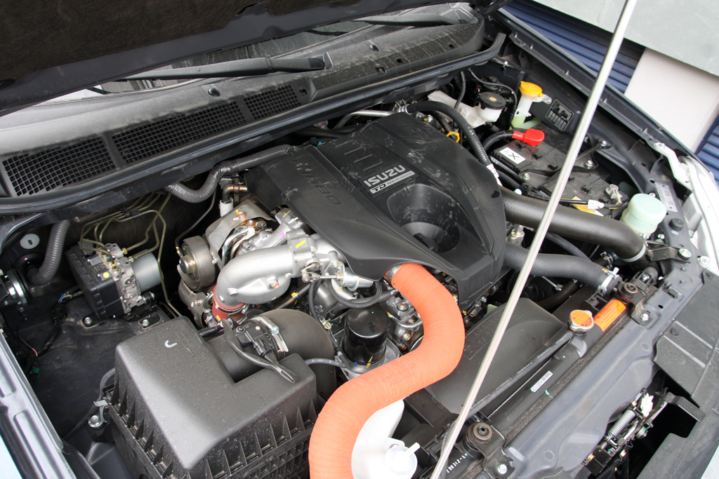 ISUZU D-MAX