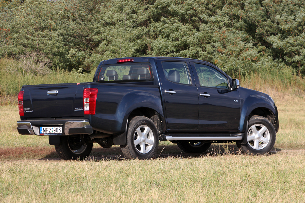 ISUZU D-MAX