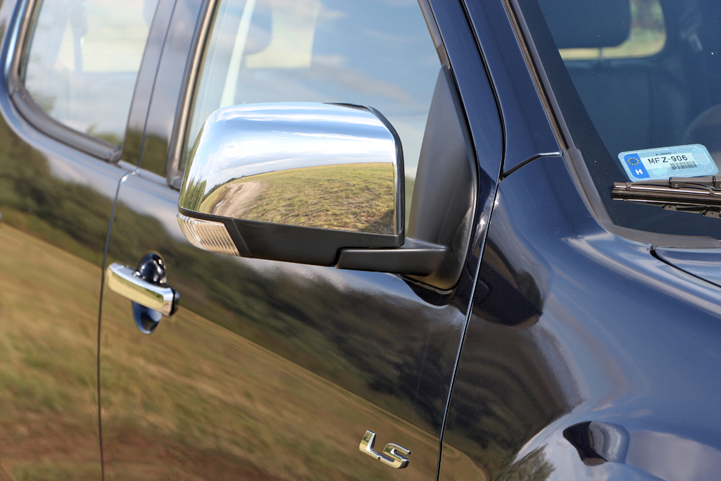 ISUZU D-MAX