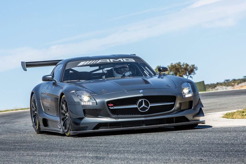 MERCEDES-BENZ SLS-OSZTÁLY