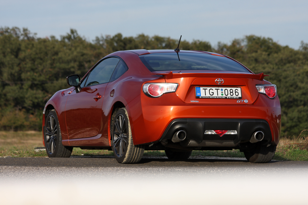 TOYOTA GT86