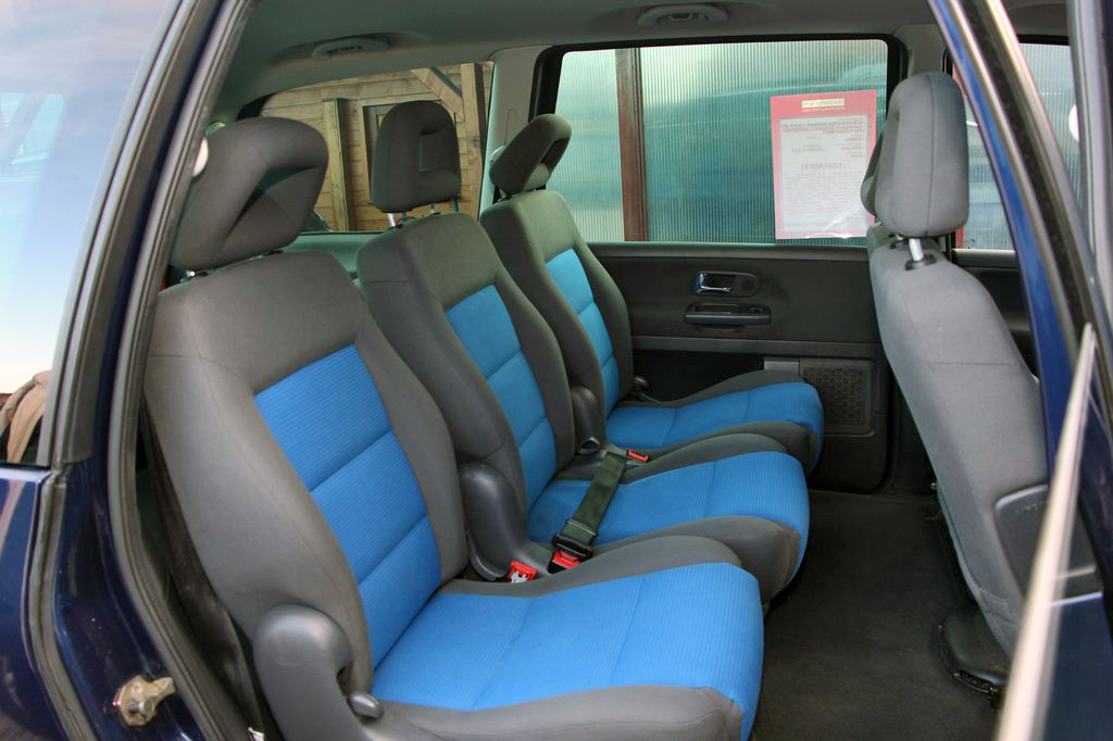 VOLKSWAGEN SHARAN