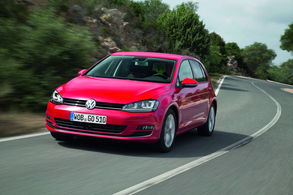 VOLKSWAGEN GOLF