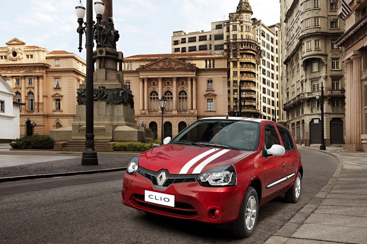 RENAULT CLIO