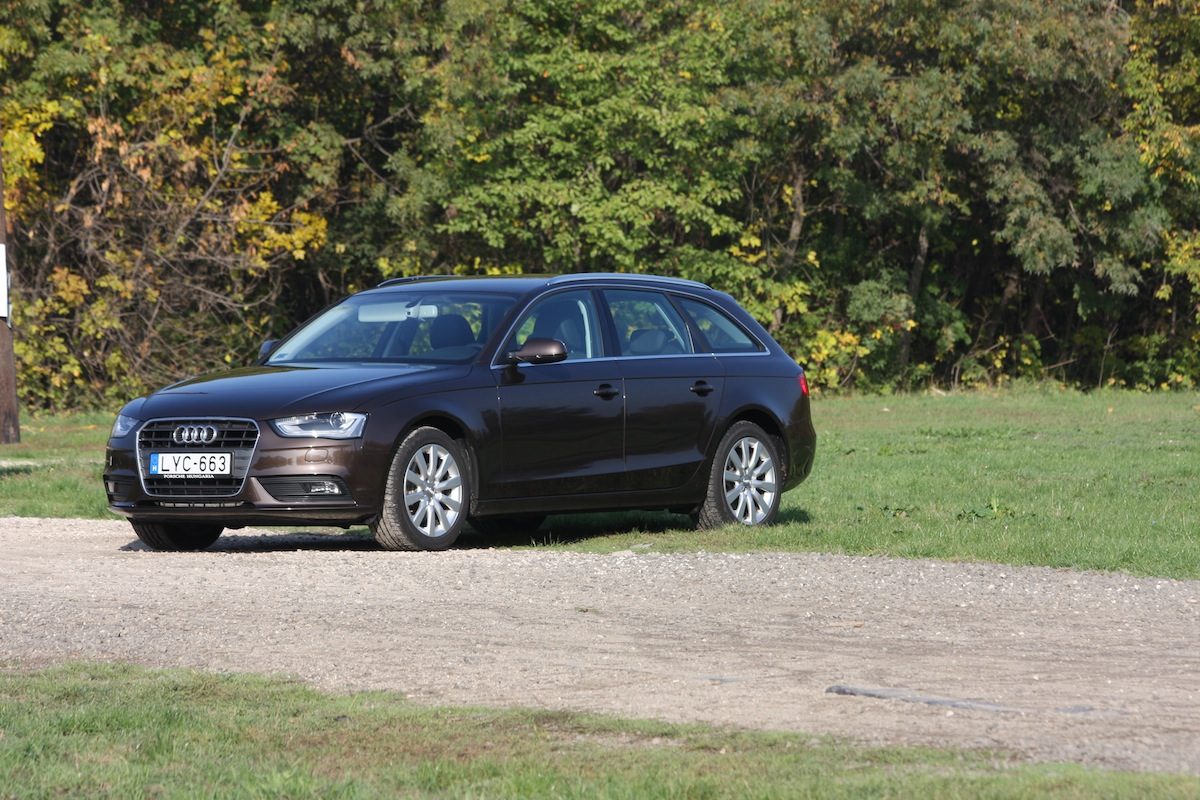 AUDI A4