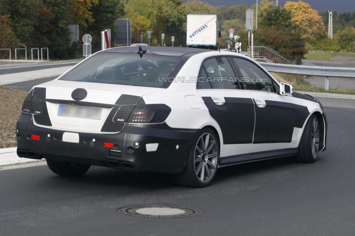 MERCEDES-BENZ E 63 AMG