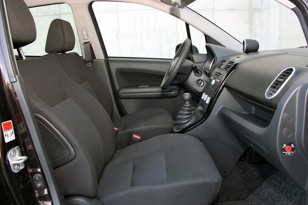 SUZUKI SPLASH