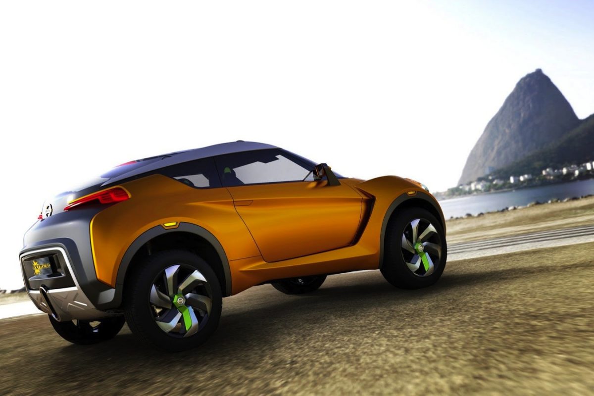 NISSAN