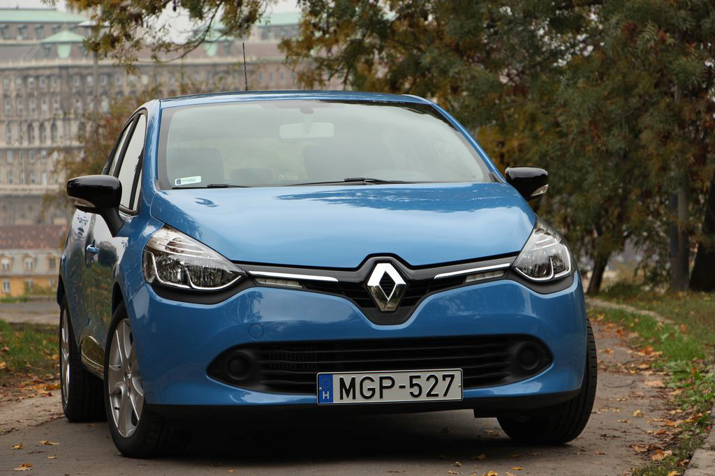 RENAULT CLIO