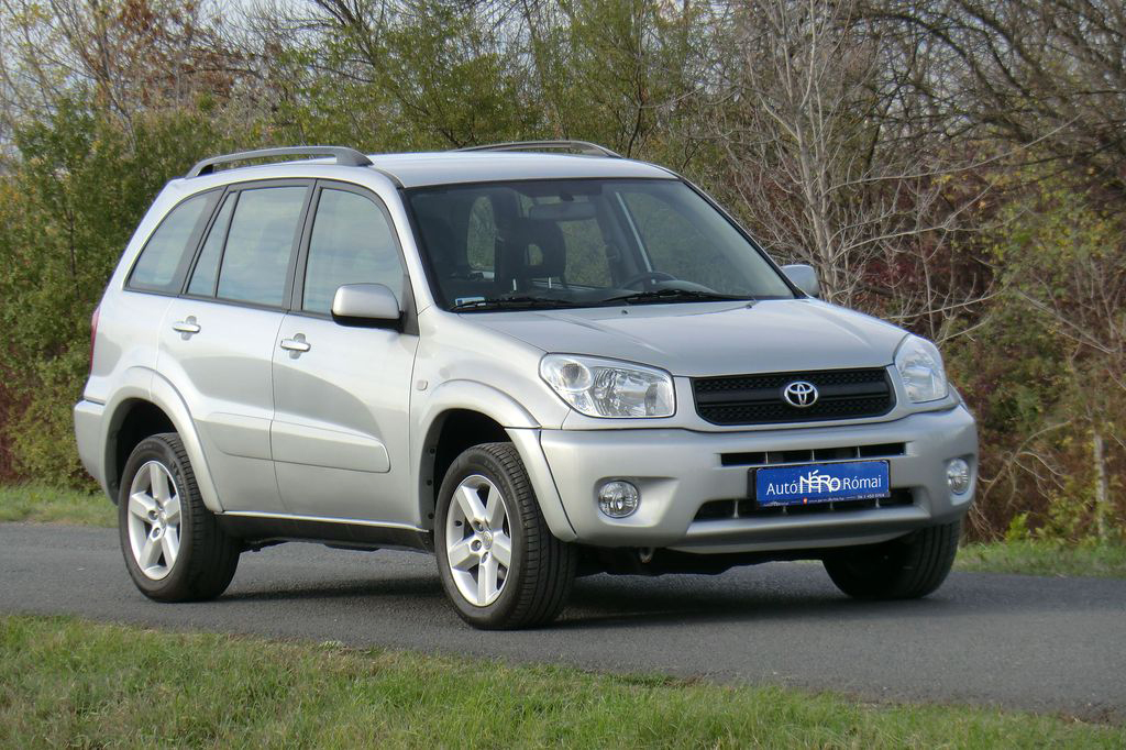 TOYOTA RAV 4