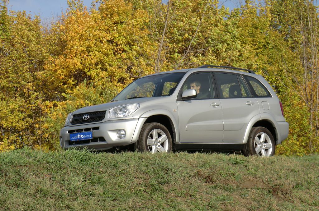 TOYOTA RAV 4