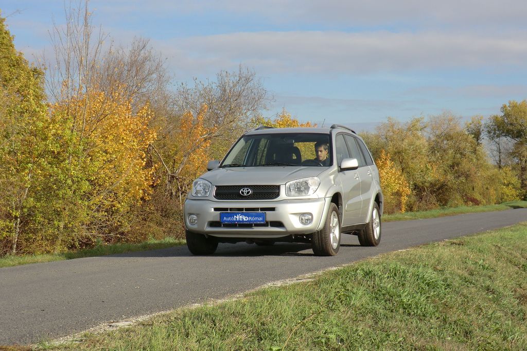 TOYOTA RAV 4