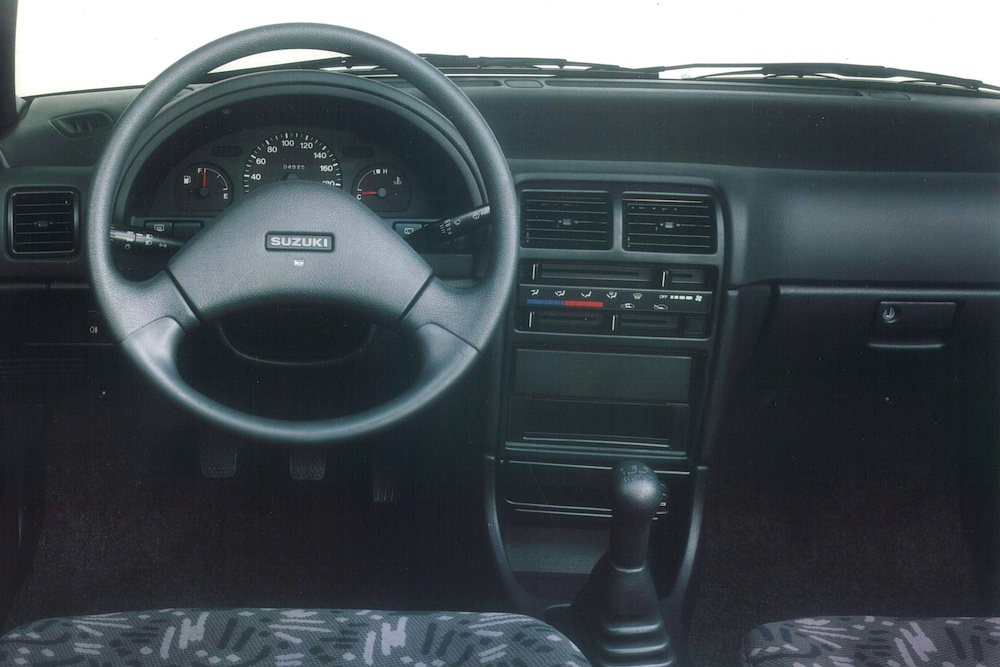 SUZUKI
