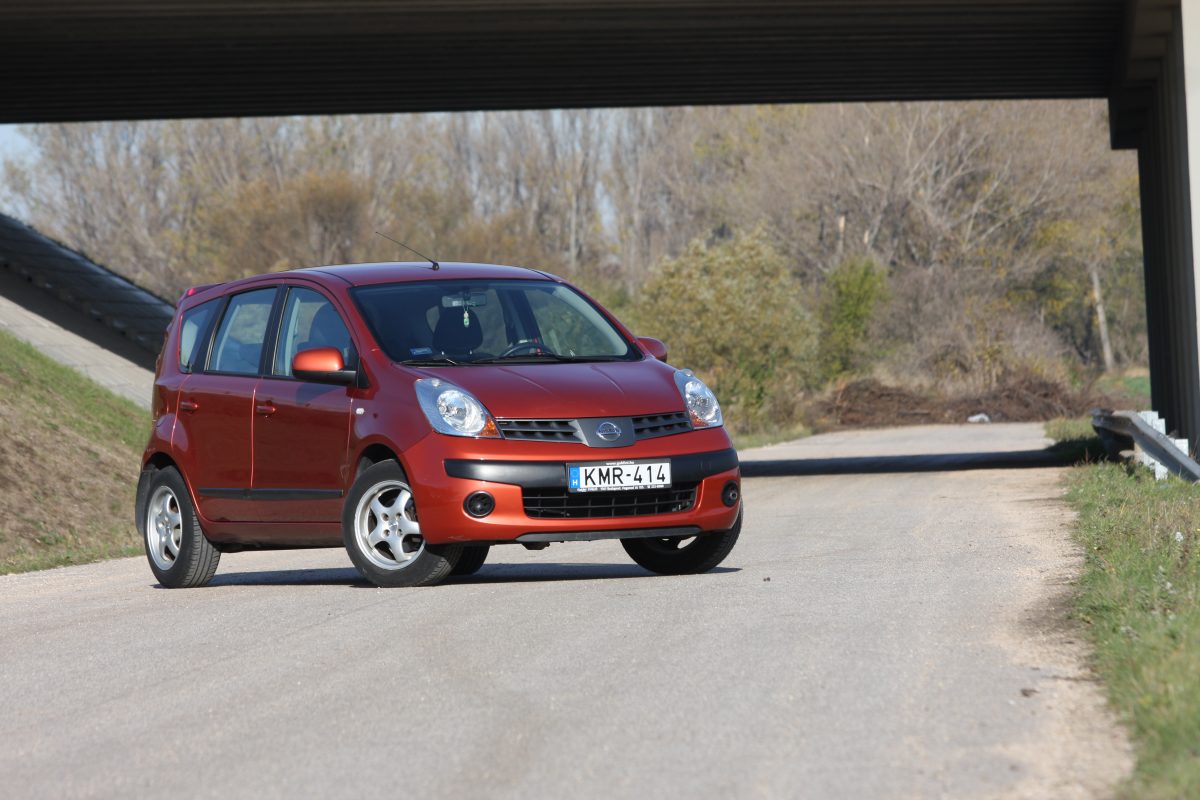 NISSAN NOTE