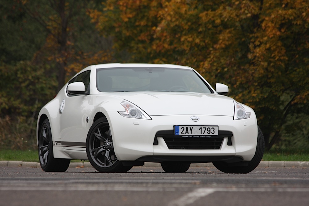 NISSAN 370 Z