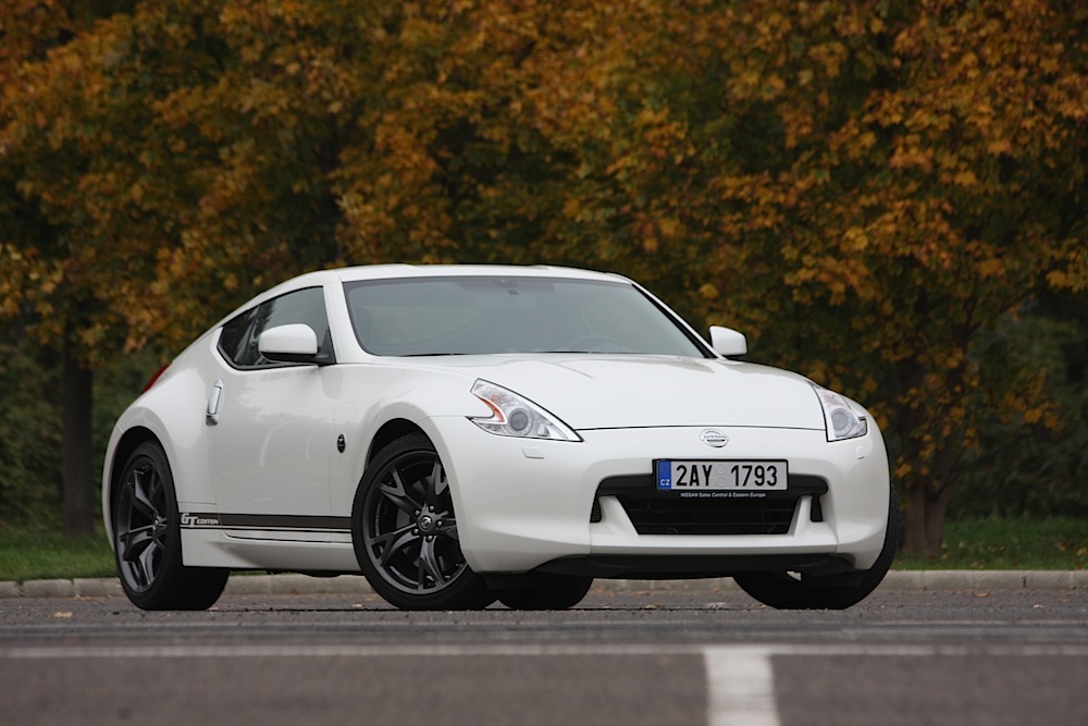 NISSAN 370 Z