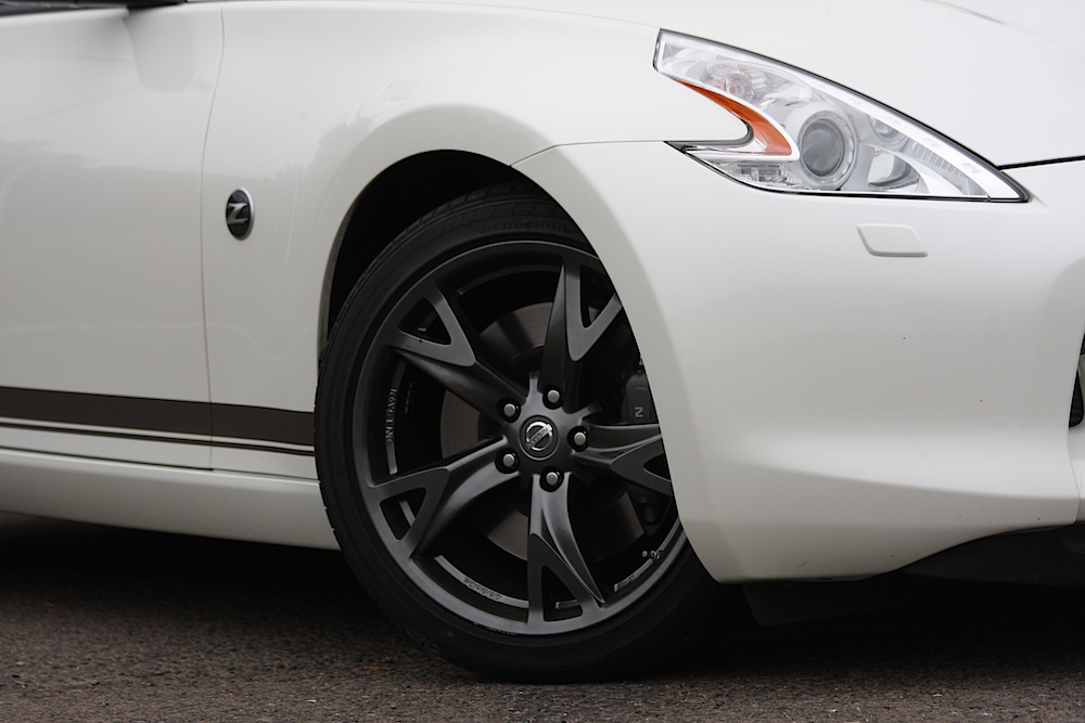 NISSAN 370 Z