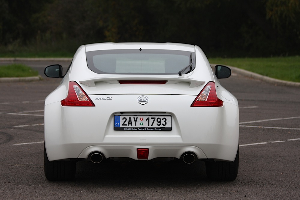 NISSAN 370 Z