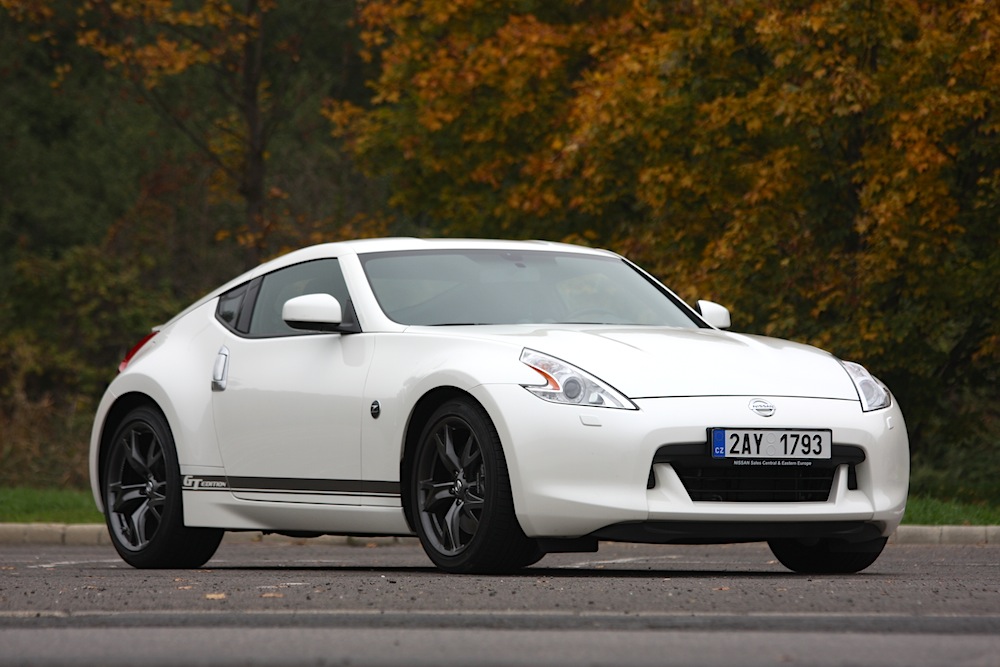 NISSAN 370 Z