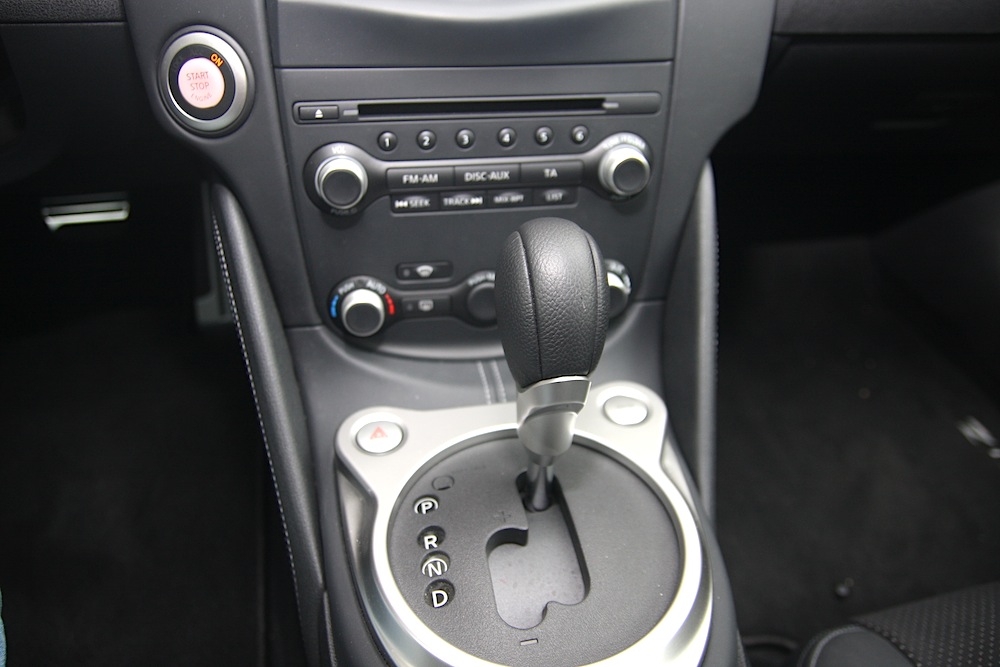 NISSAN 370 Z