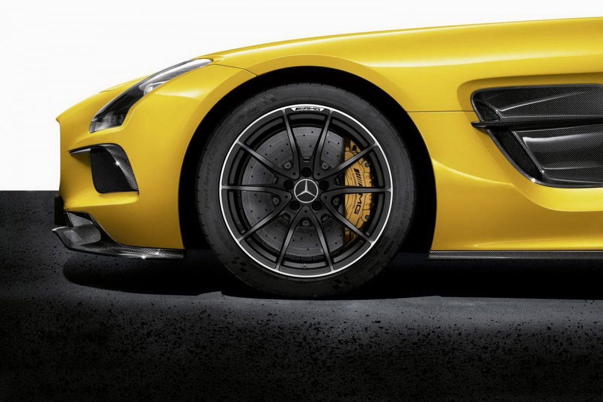 MERCEDES-BENZ SLS-OSZTÁLY
