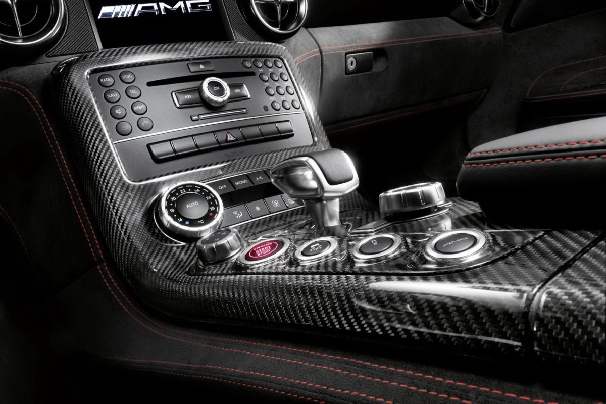 MERCEDES-BENZ SLS-OSZTÁLY