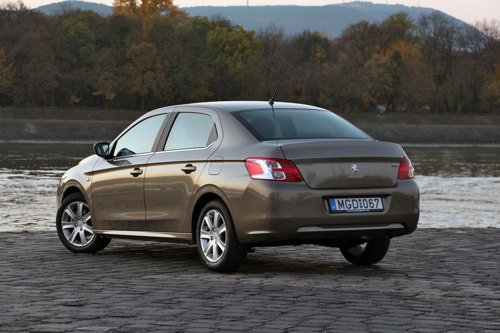 PEUGEOT 301