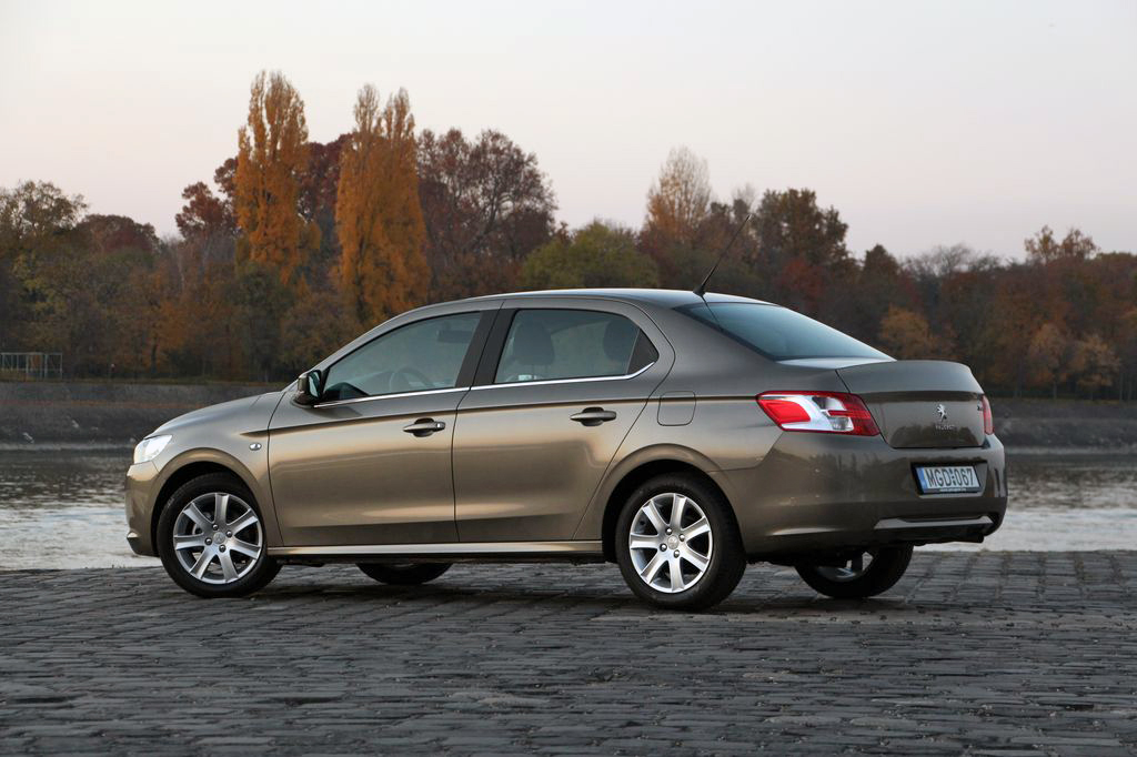 PEUGEOT 301